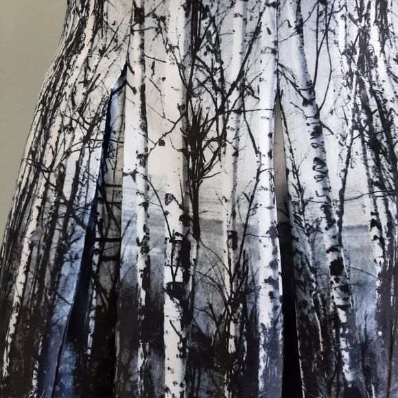 Forest print black and white midi skirt - Picture 3 of 4